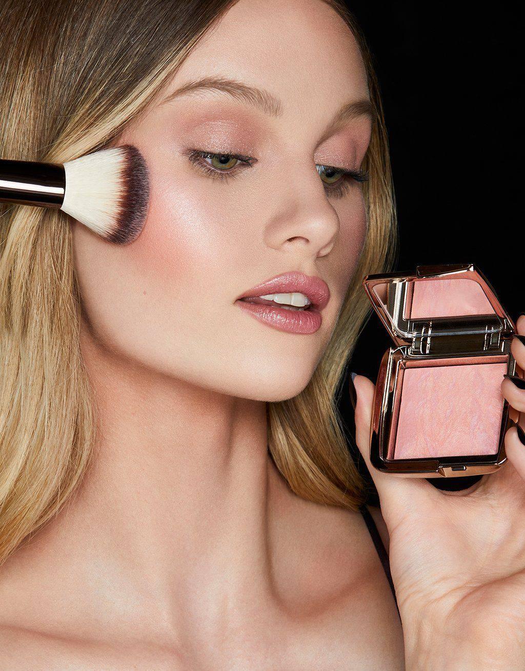 Hourglass Ambient™ Lighting Blush - Aydınlatıcı Allık