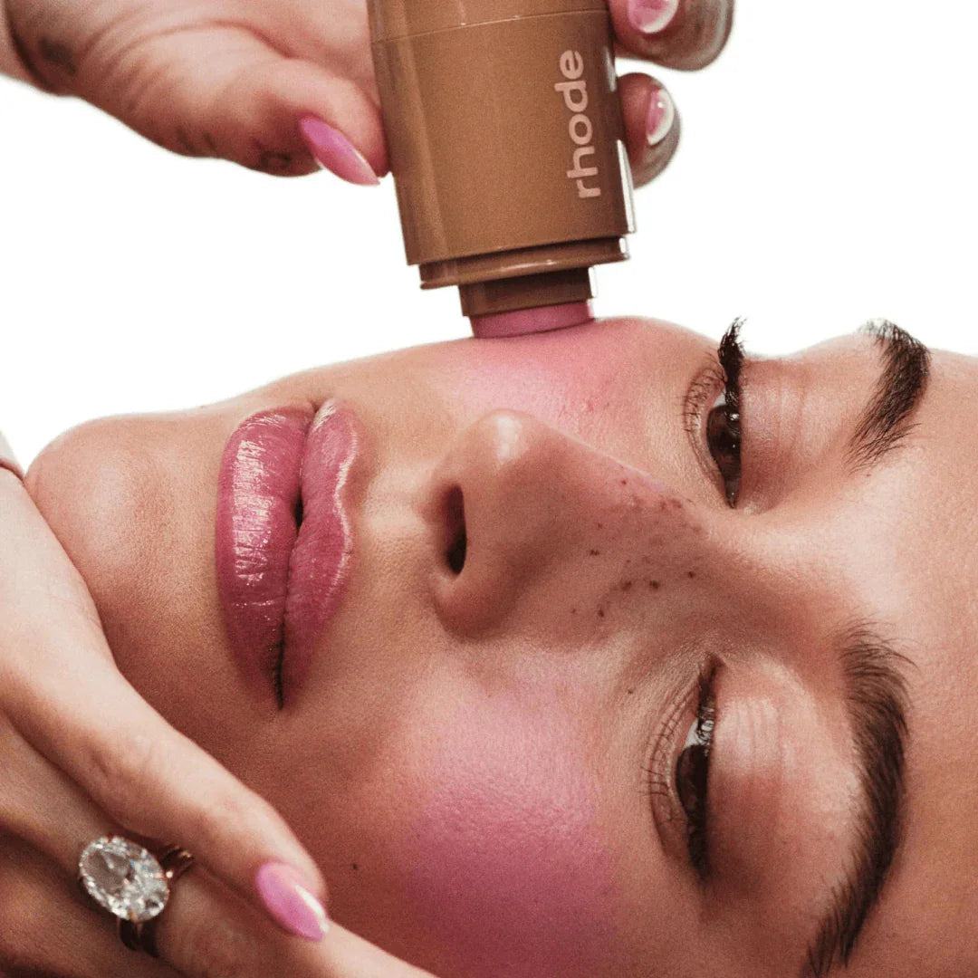 Rhode Allık: Pocket Blush Cep Allık