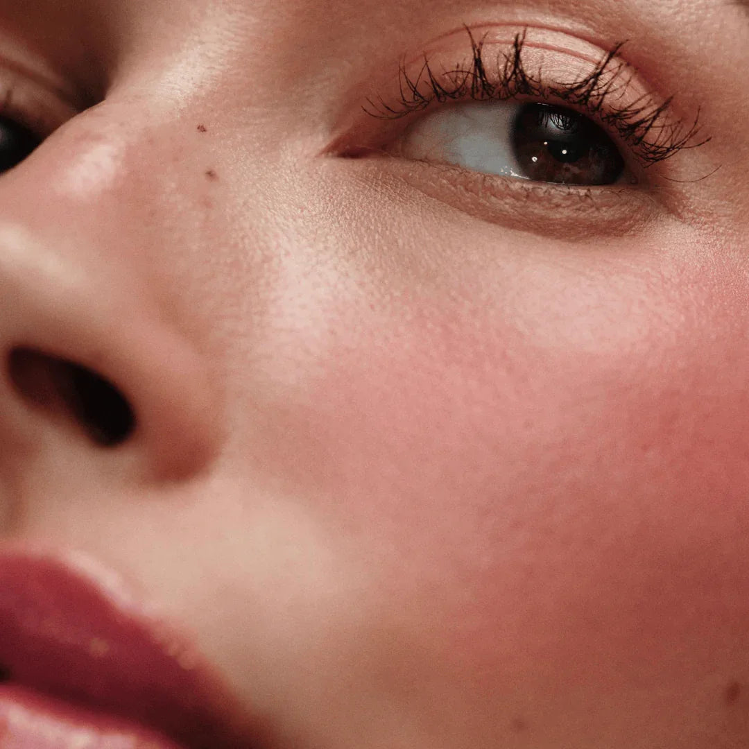 Rhode Allık: Pocket Blush Cep Allık