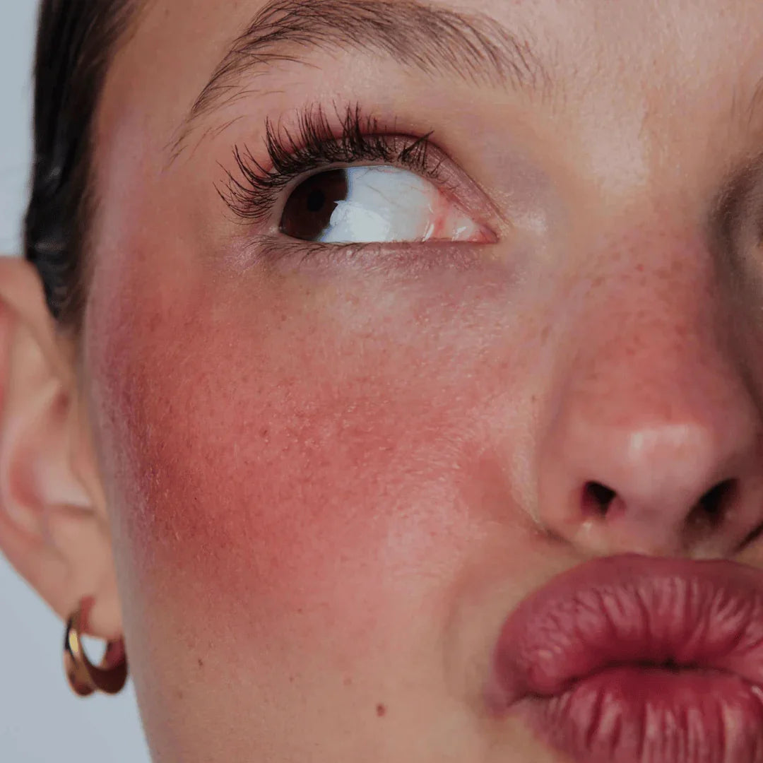 Rhode Allık: Pocket Blush Cep Allık