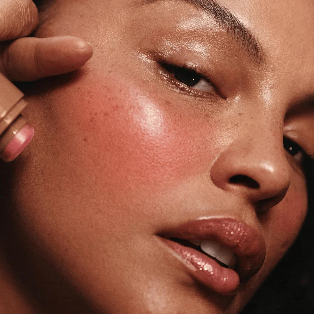 Rhode Allık: Pocket Blush Cep Allık