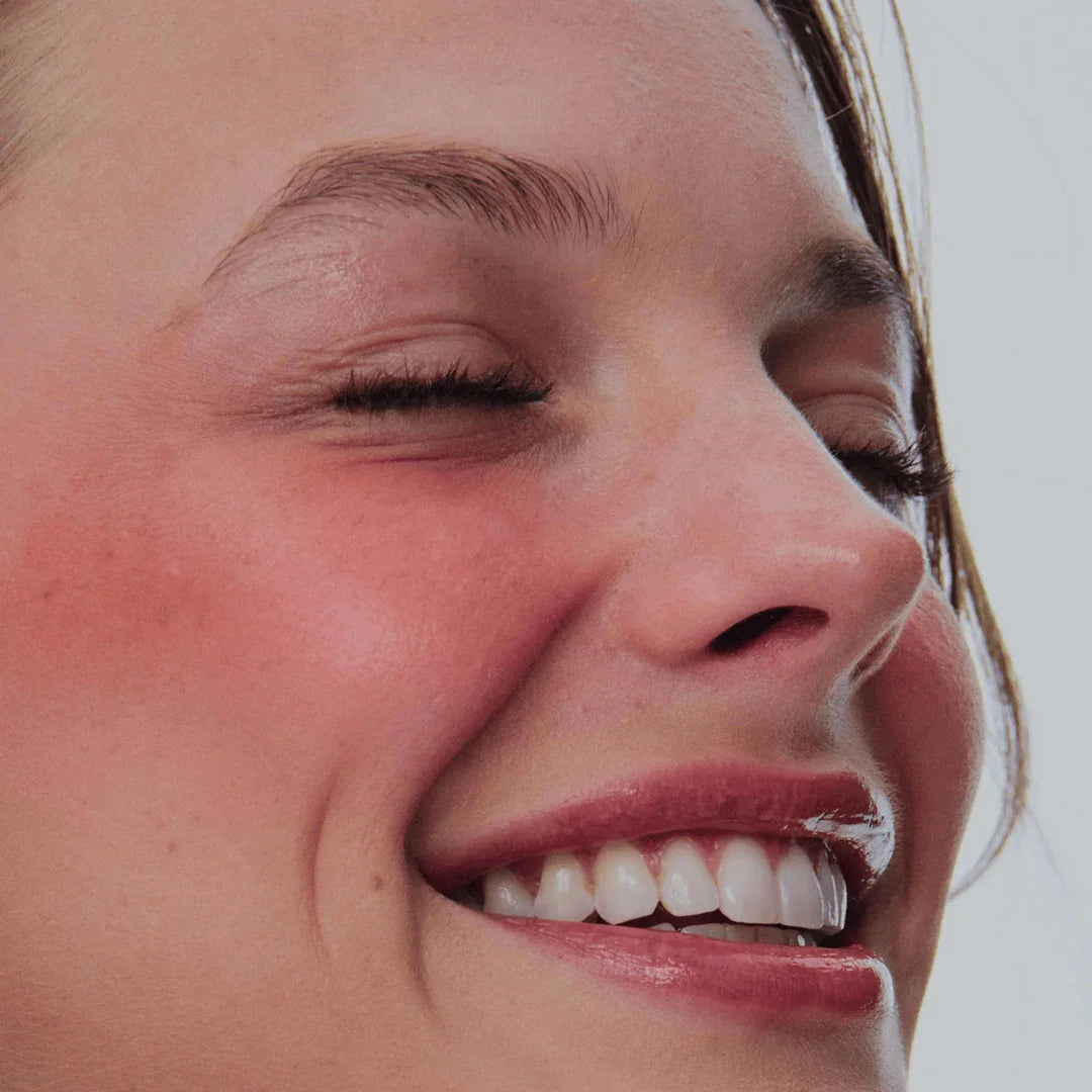 Rhode Allık: Pocket Blush Cep Allık