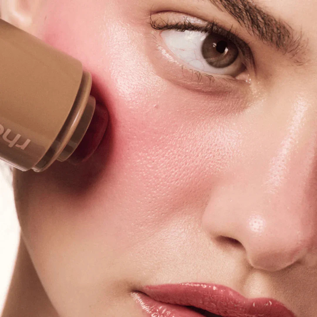 Rhode Allık: Pocket Blush Cep Allık