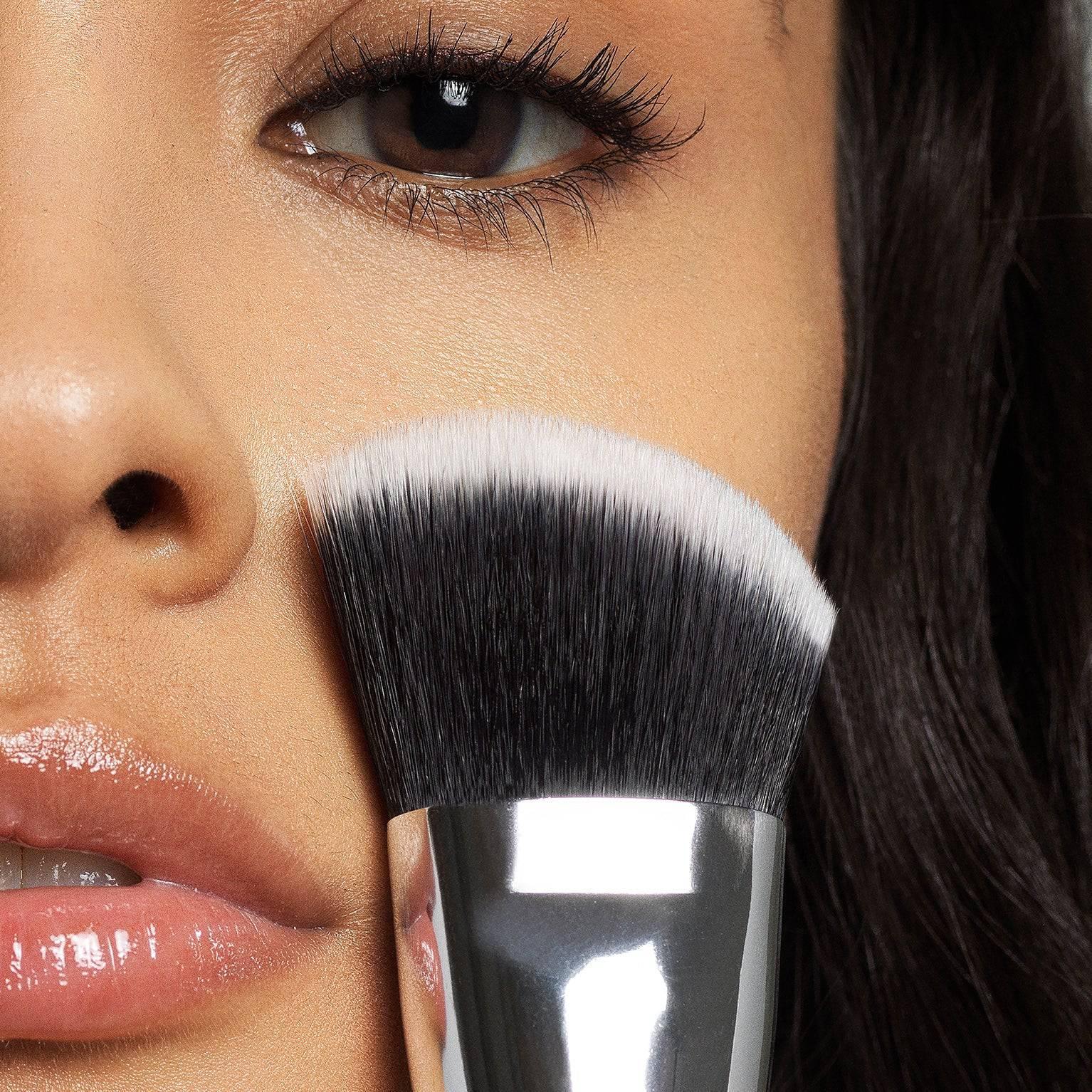 Haus Labs Foundation Brush - Fondöten Fırçası