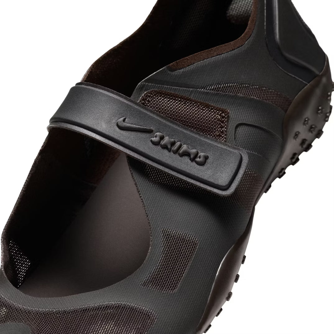 SKIMS X NIKE RIFT MESH BROWN - SNEAKER