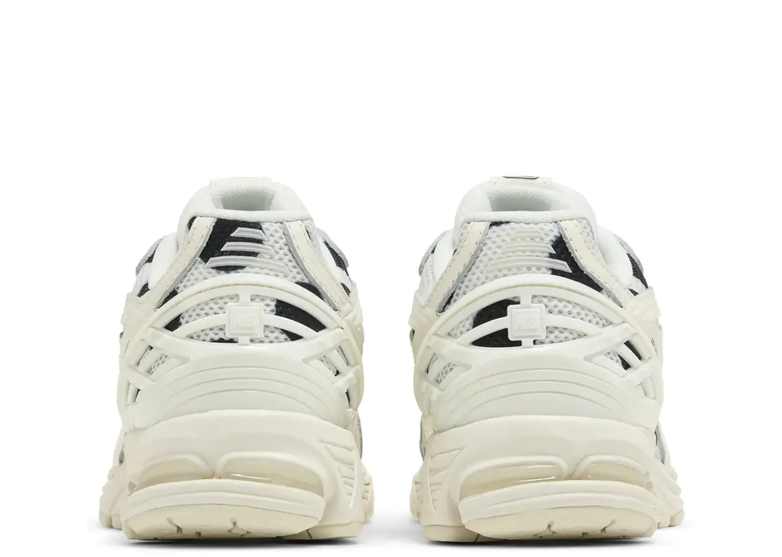 New Balance 1906R Polka Dot Sea Salt