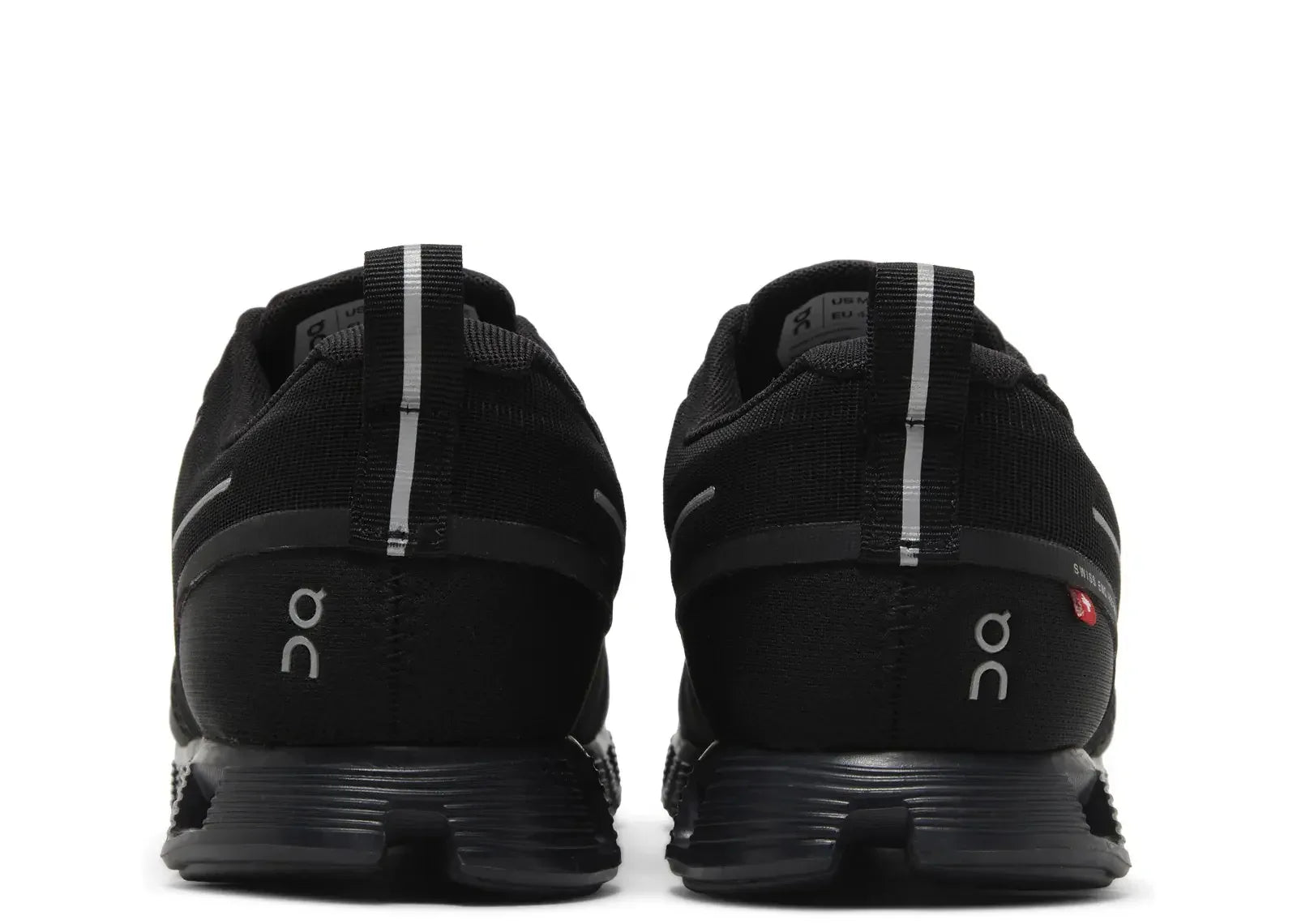 On Running Cloud 5 Waterproof All Black
