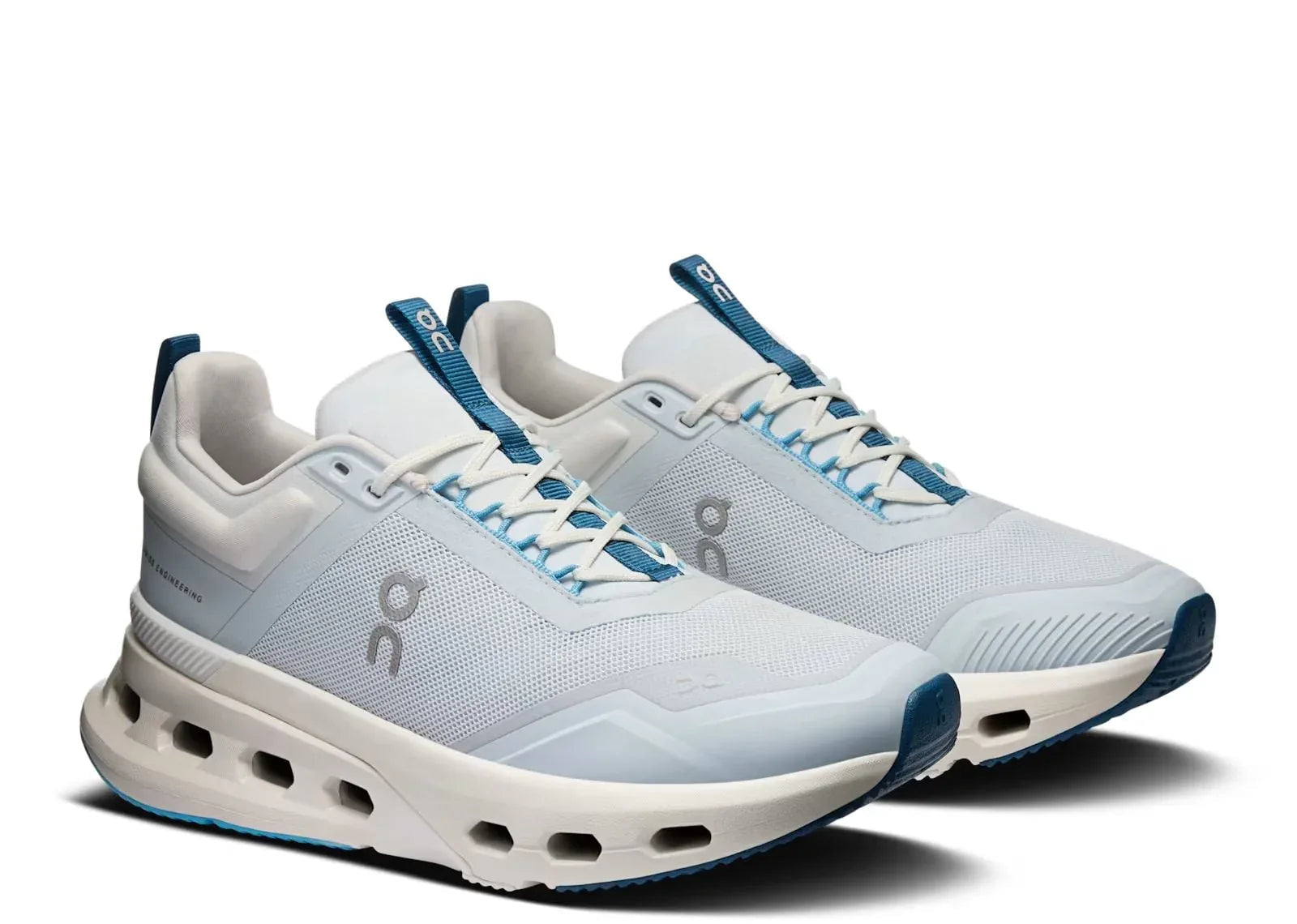 On Running Cloudnova X Arctic Niagara (W)