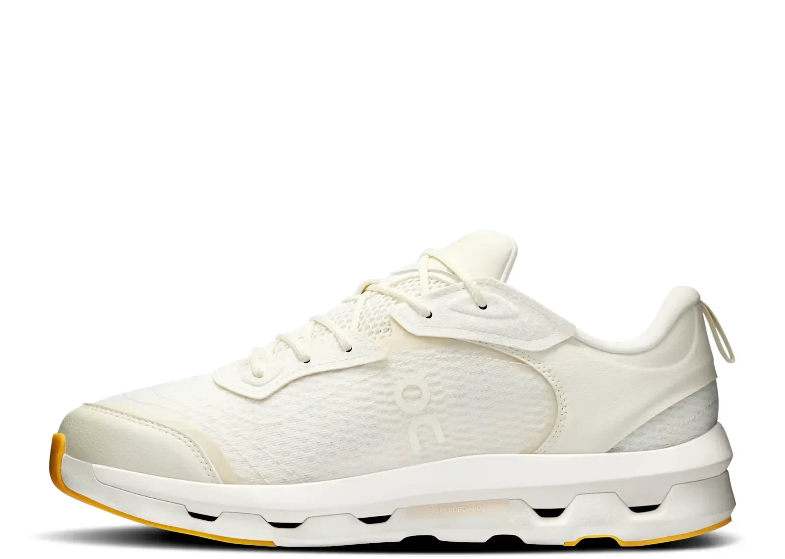 On Running Cloudzone Moon All Ivory