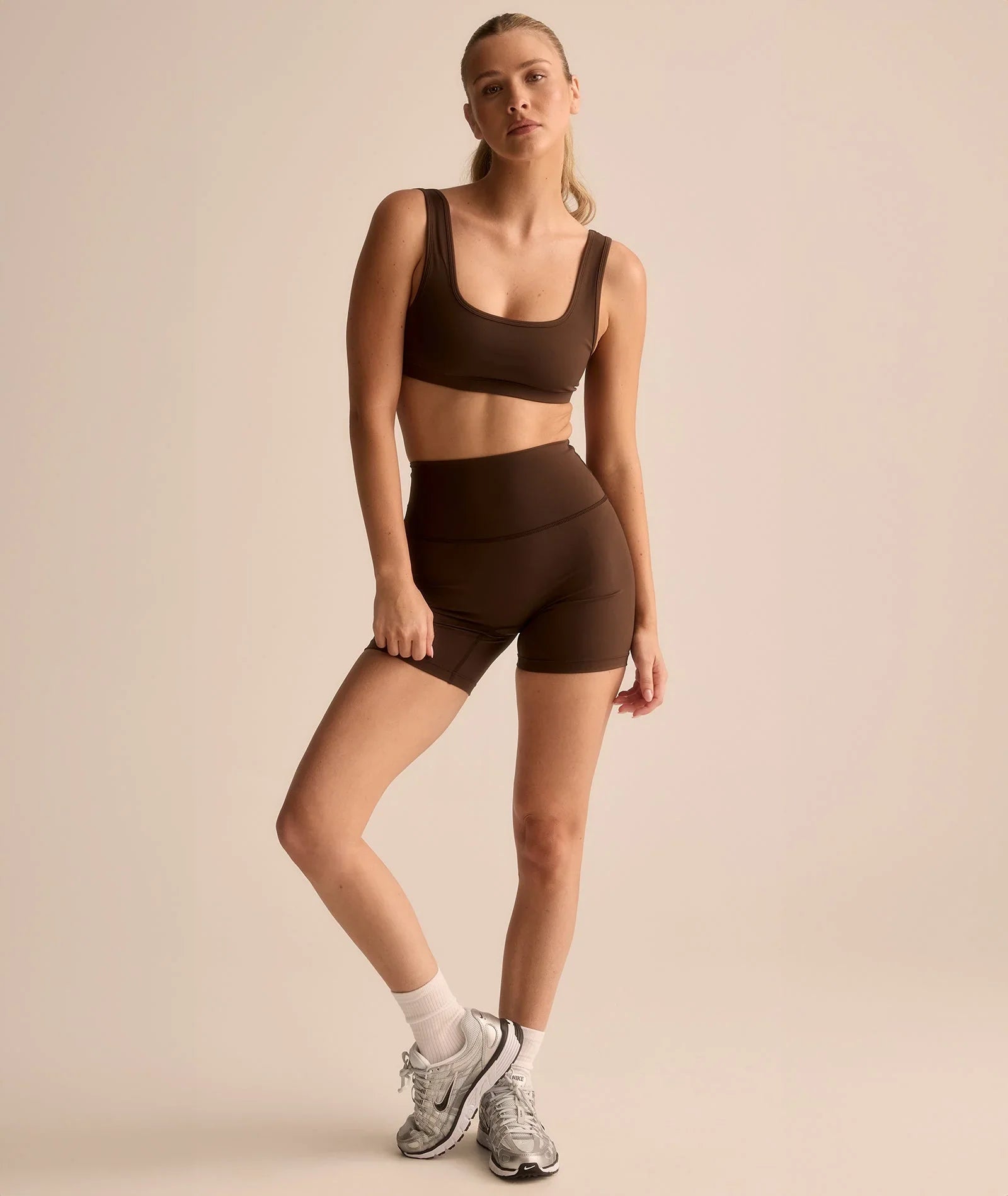 VEHLA SPORTS BRA - CHOC - Sütyen