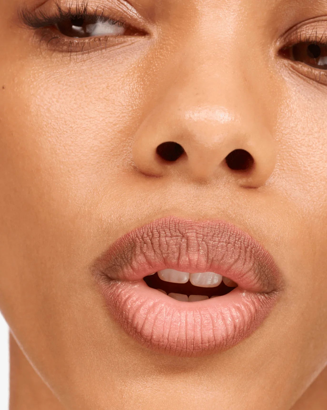 Glossier Lip Line - Dudak Kalemi