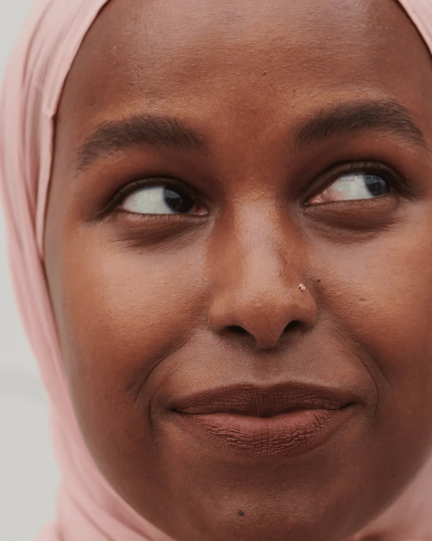 Glossier Lip Line - Dudak Kalemi