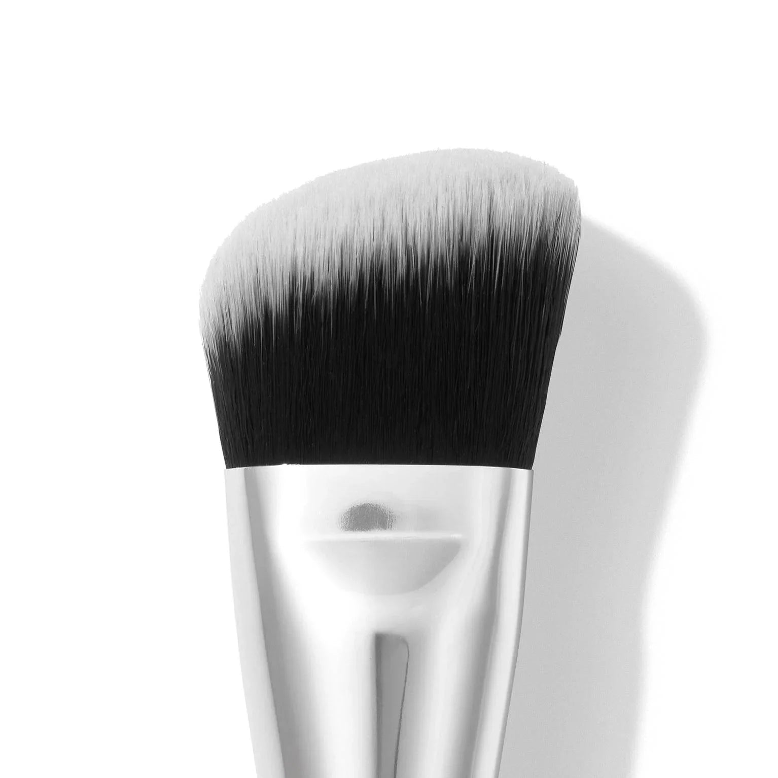 Haus Labs Foundation Brush - Fondöten Fırçası