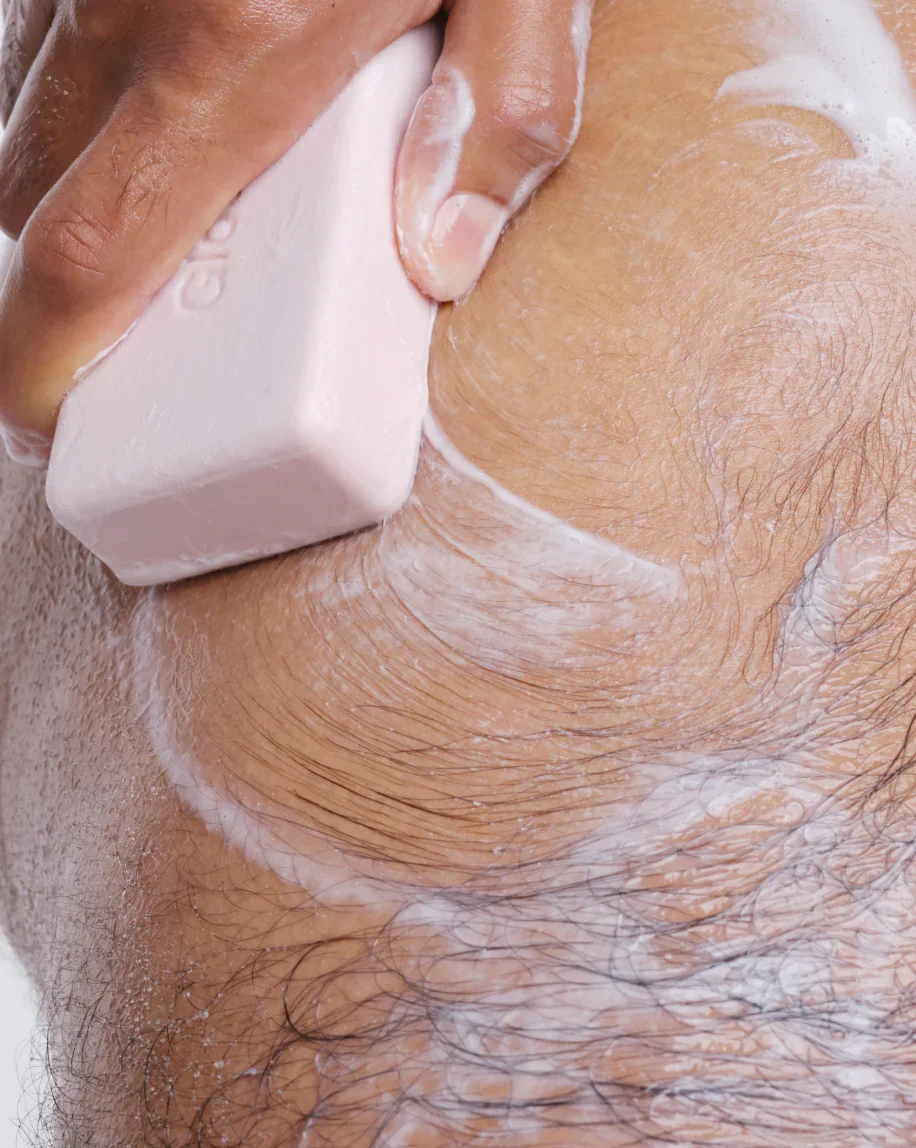 Glossier Body Hero Exfoliating Bar - Peeling Barı