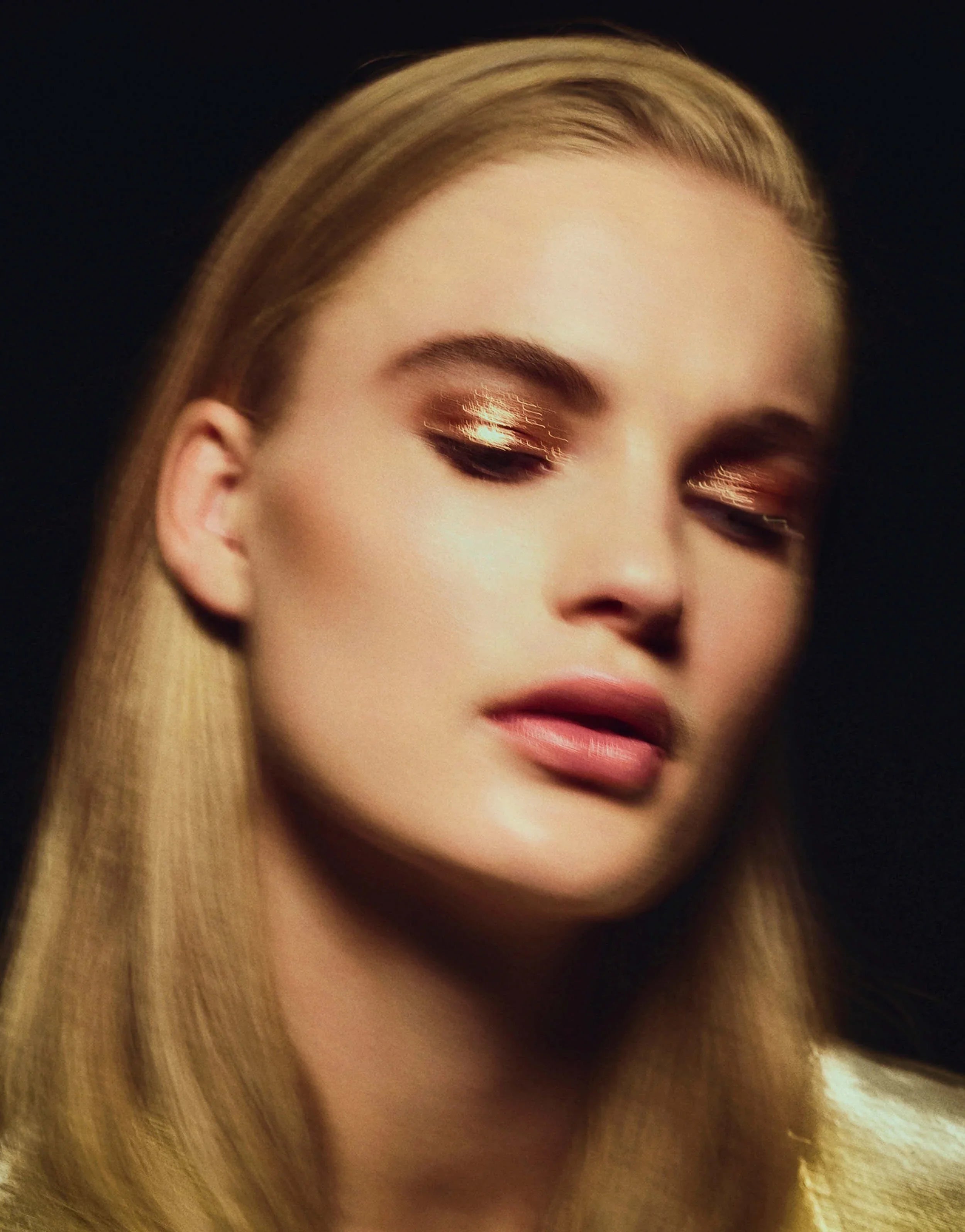 Hourglass Scattered Light™ Glitter Eyeshadow - Göz Farı