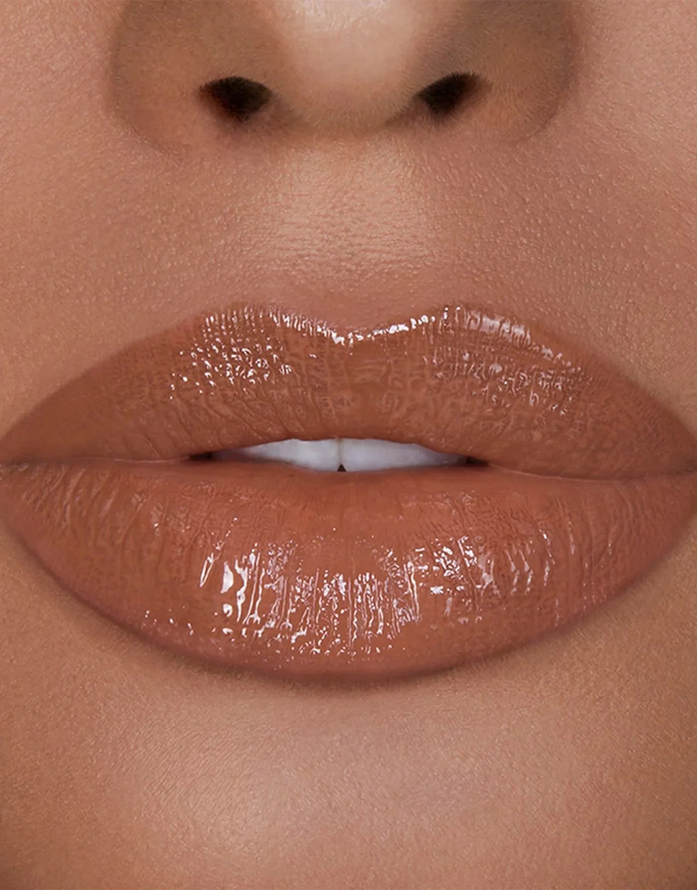 Hourglass Unreal™ High Shine Volumizing - Lip Gloss