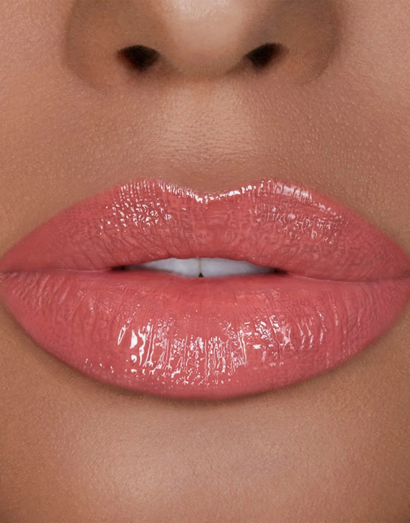 Hourglass Unreal™ High Shine Volumizing - Lip Gloss