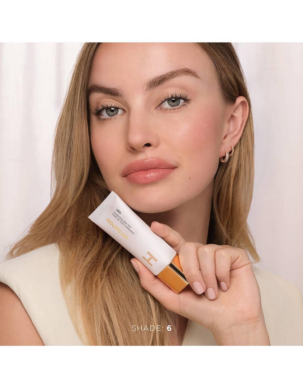 Hourglass Veil Hydrating Skin Tint - Nemlendiricili Fondöten