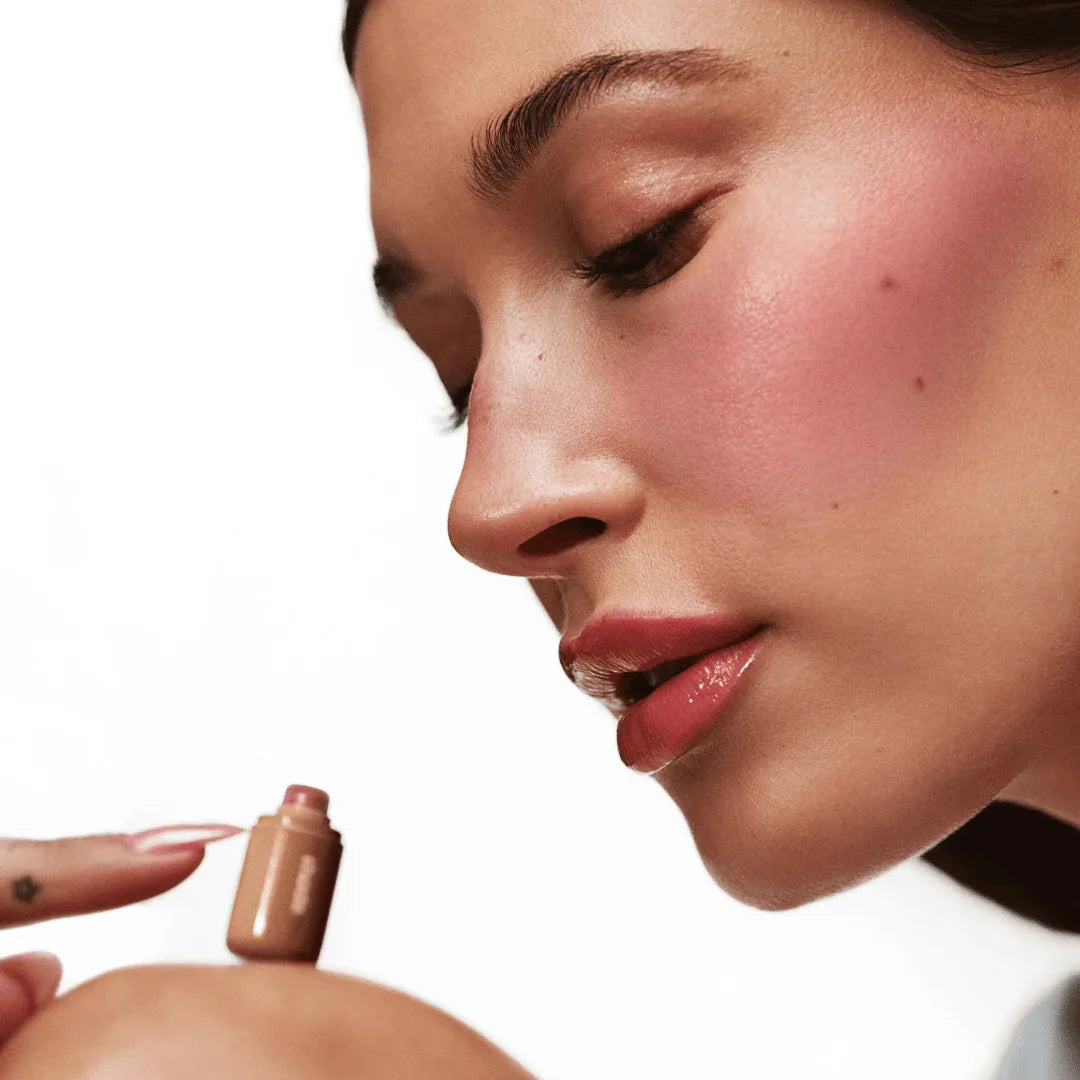 Rhode Allık: Pocket Blush Cep Allık