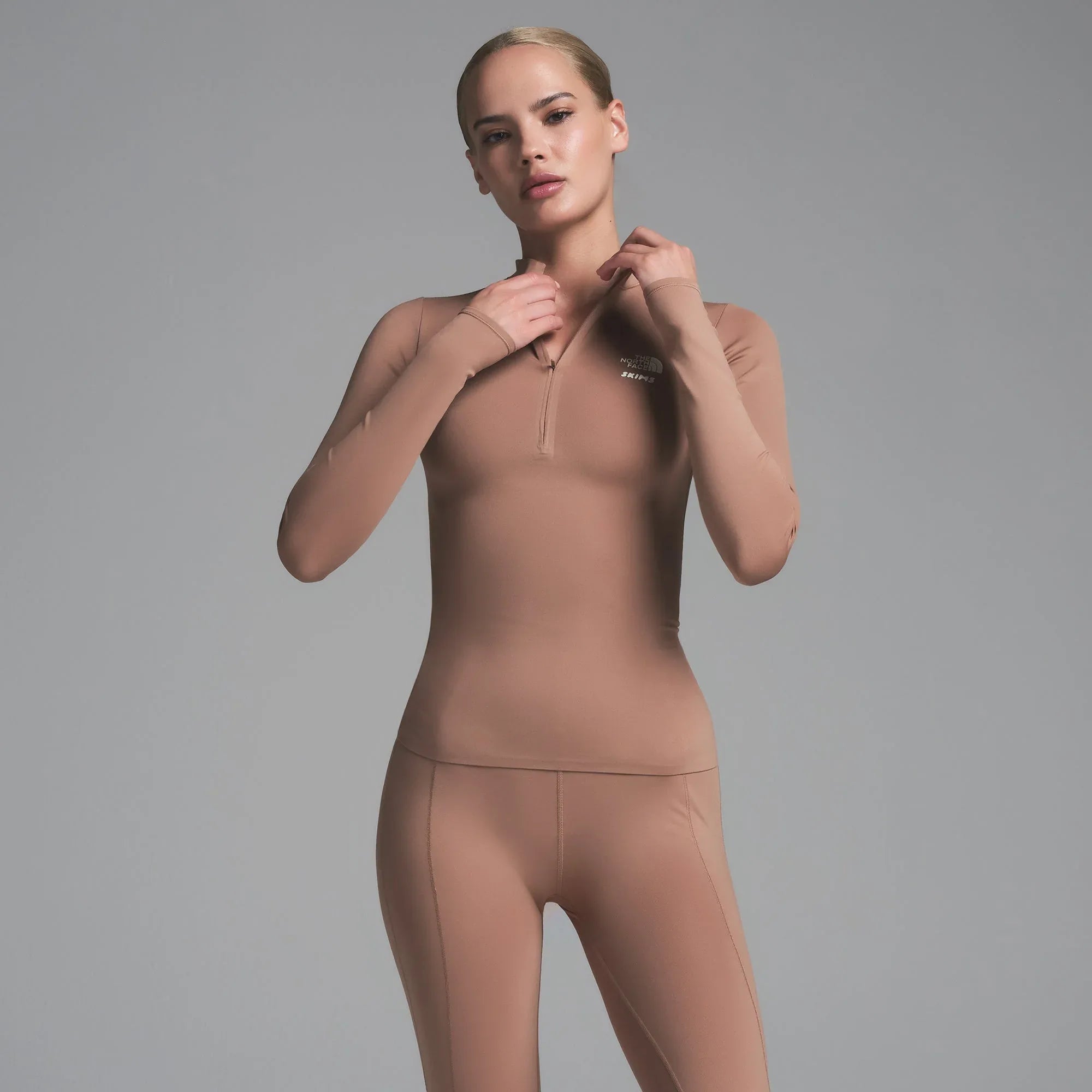 SKIMS THE NORTH FACE X REFINA LONG SLEEVE TOP | SIENNA - T-SHIRT