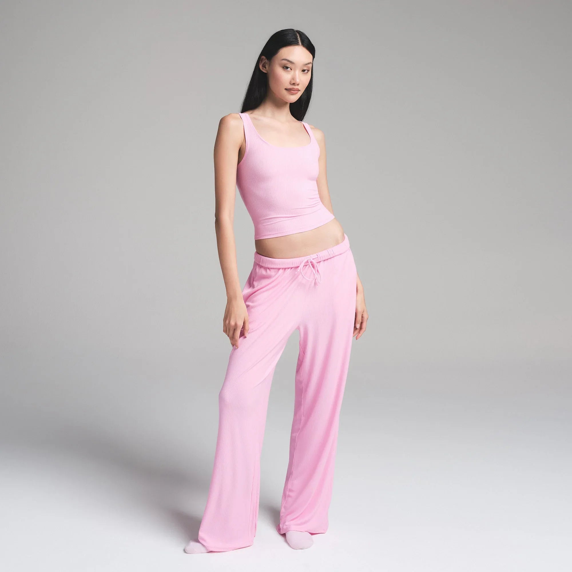 SKIMS SOFT LOUNGE TANK | BUBBLE GUM - TİŞÖRT