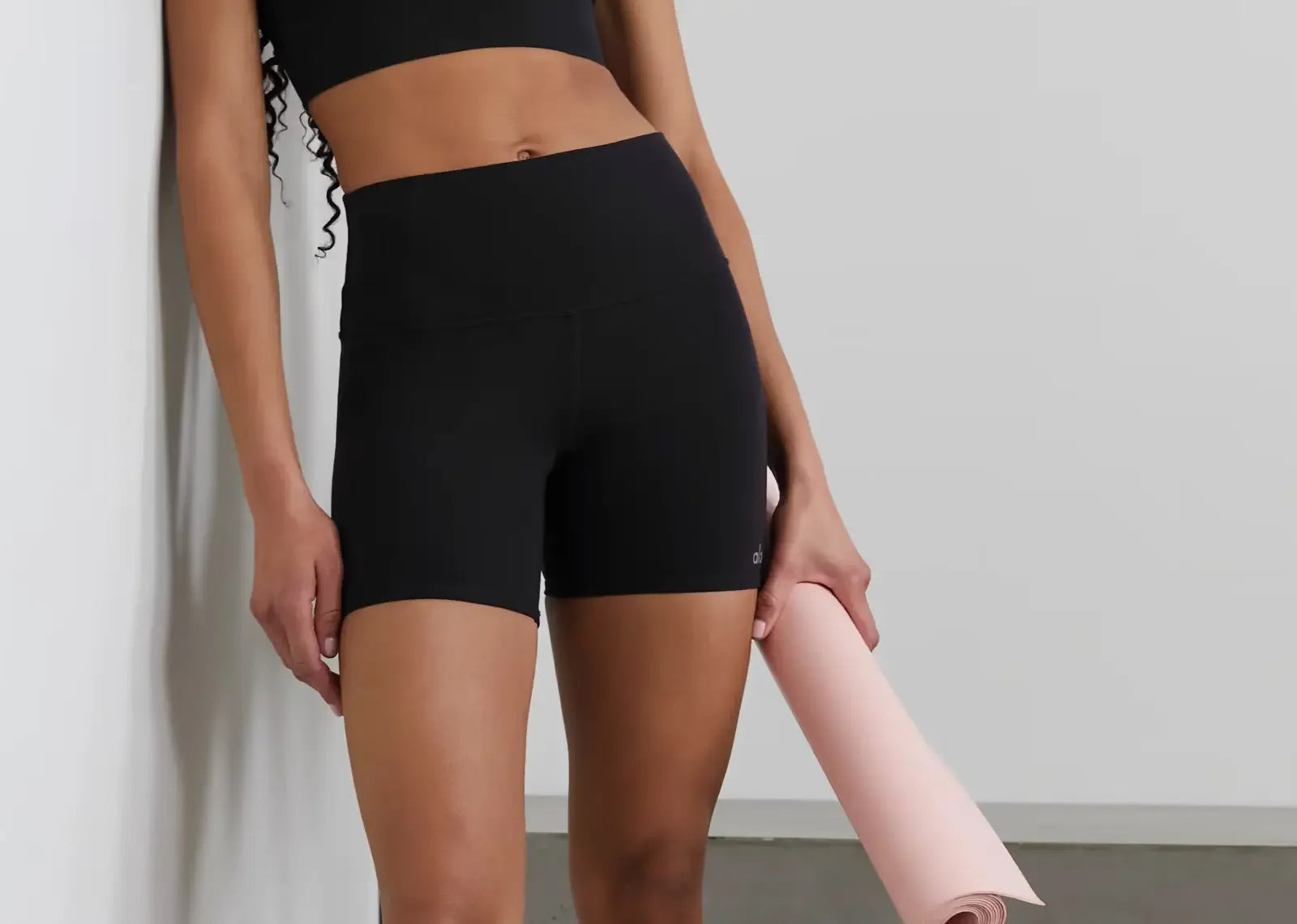 Alo Yoga Airbrush 5" Stretch Cycling Shorts Black