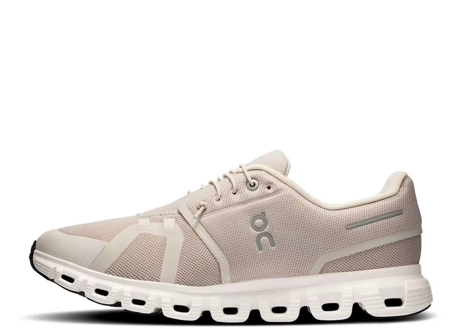 On Running Cloud 6 Pearl White