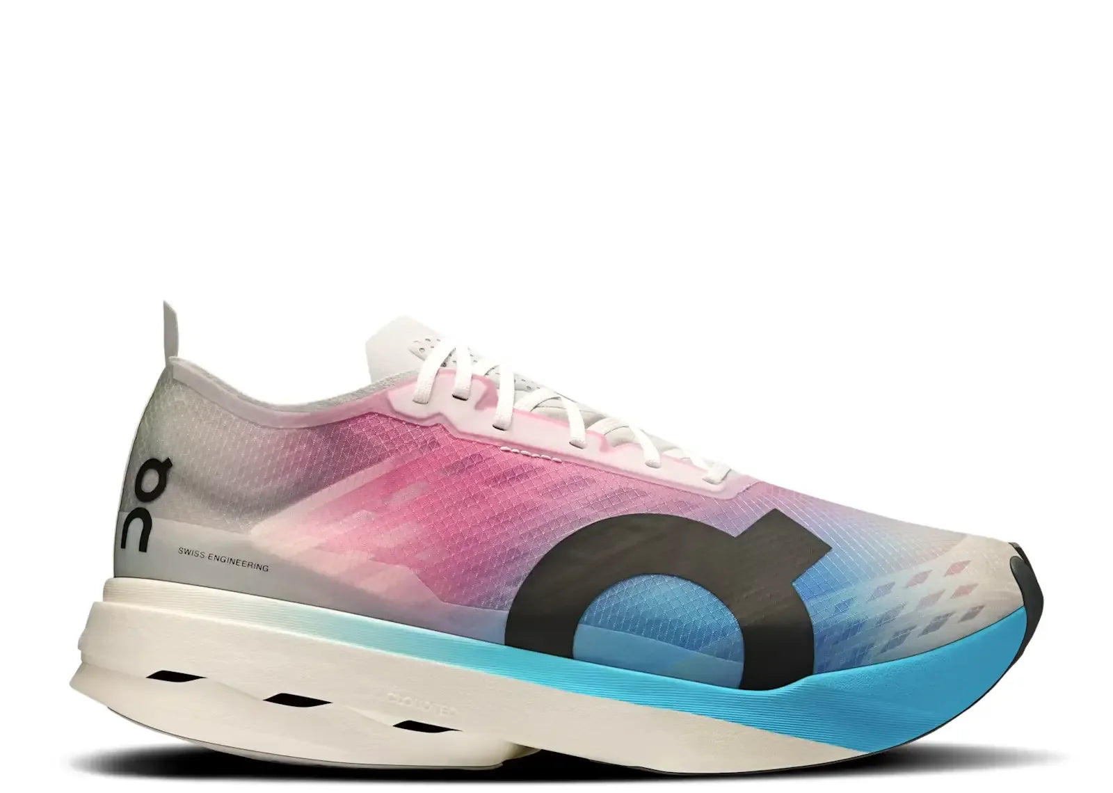 On Running Cloudboom Strike White Horizon