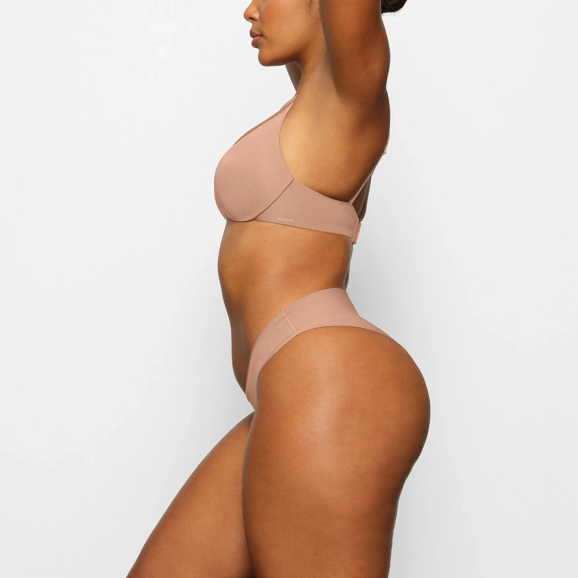 SKIMS WIRELESS FORM PUSH-UP PLUNGE BRA | SIENNA - SÜTYEN