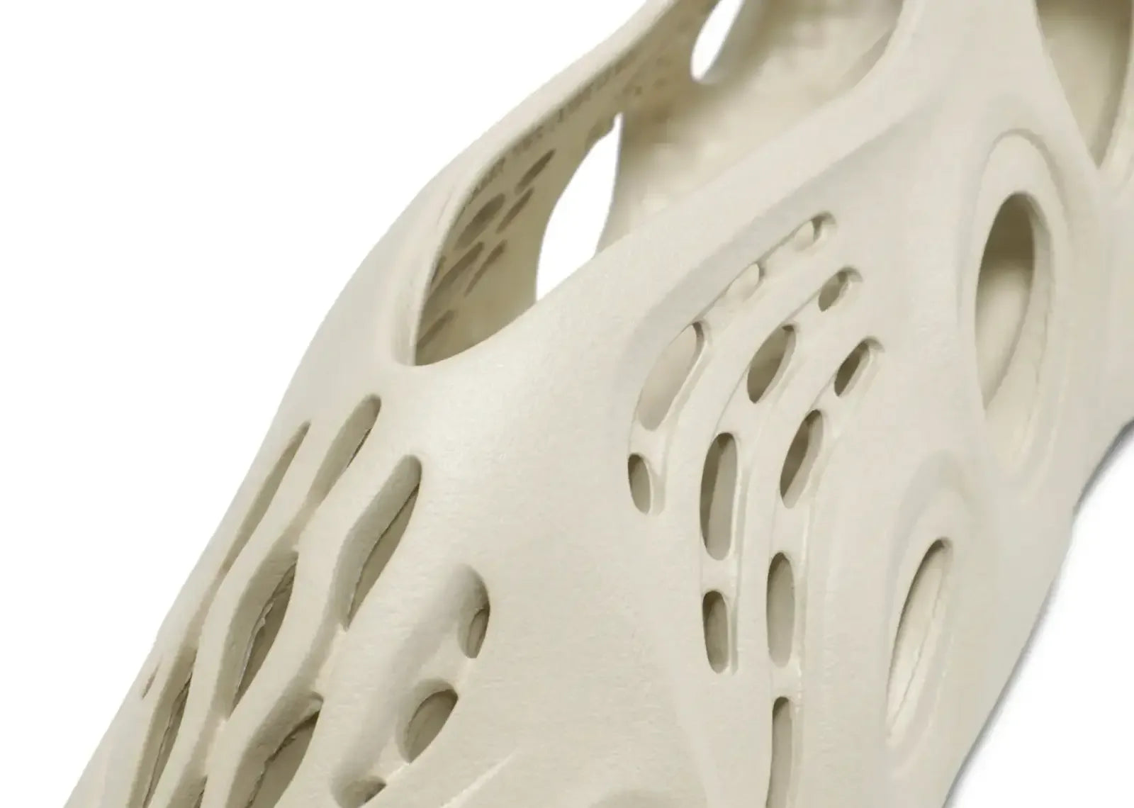 adidas Yeezy Foam RNNR Sand