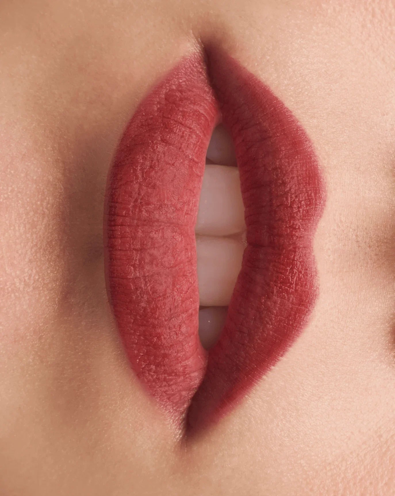 Glossier G Suit - Lip Gloss