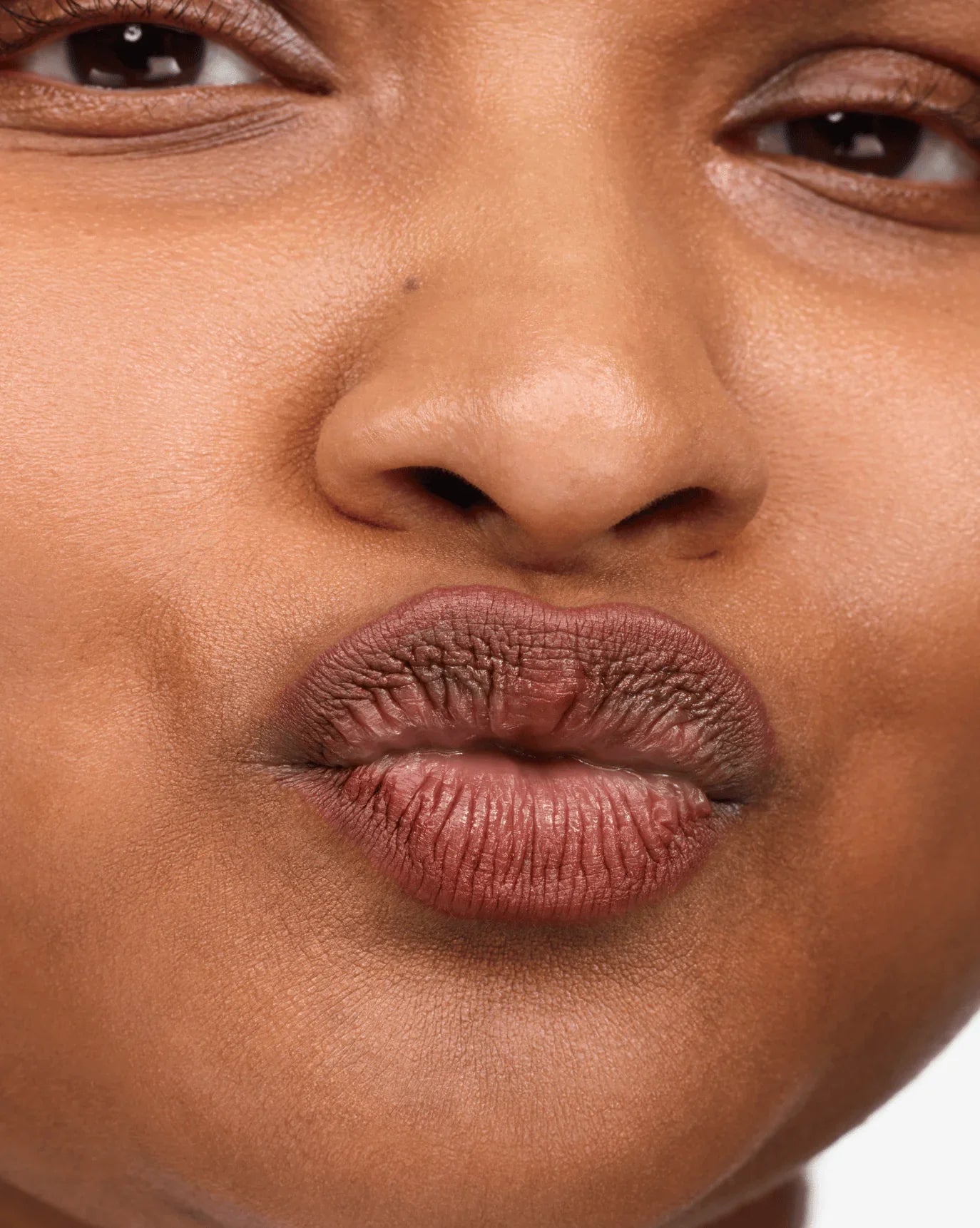 Glossier Lip Line - Dudak Kalemi