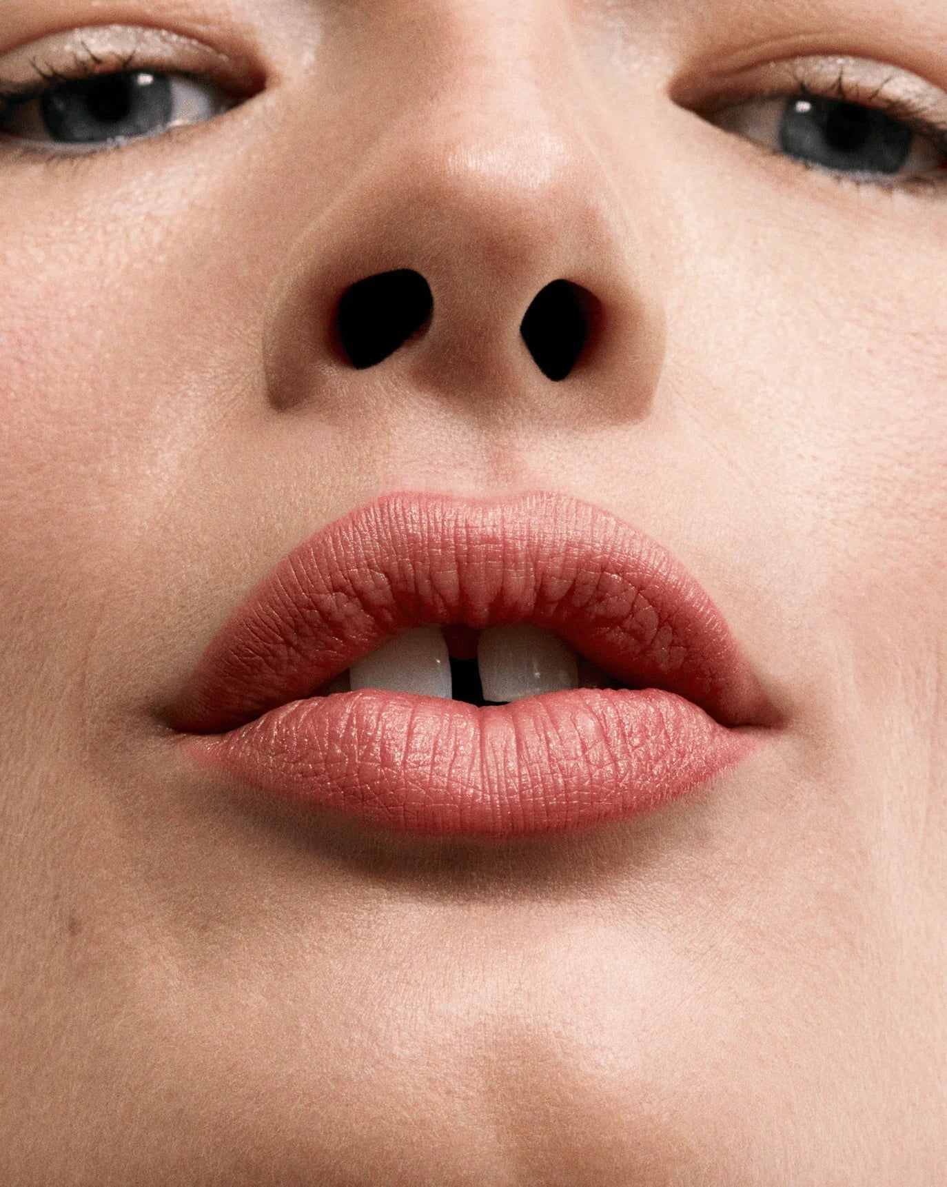 Glossier Lip Line - Dudak Kalemi