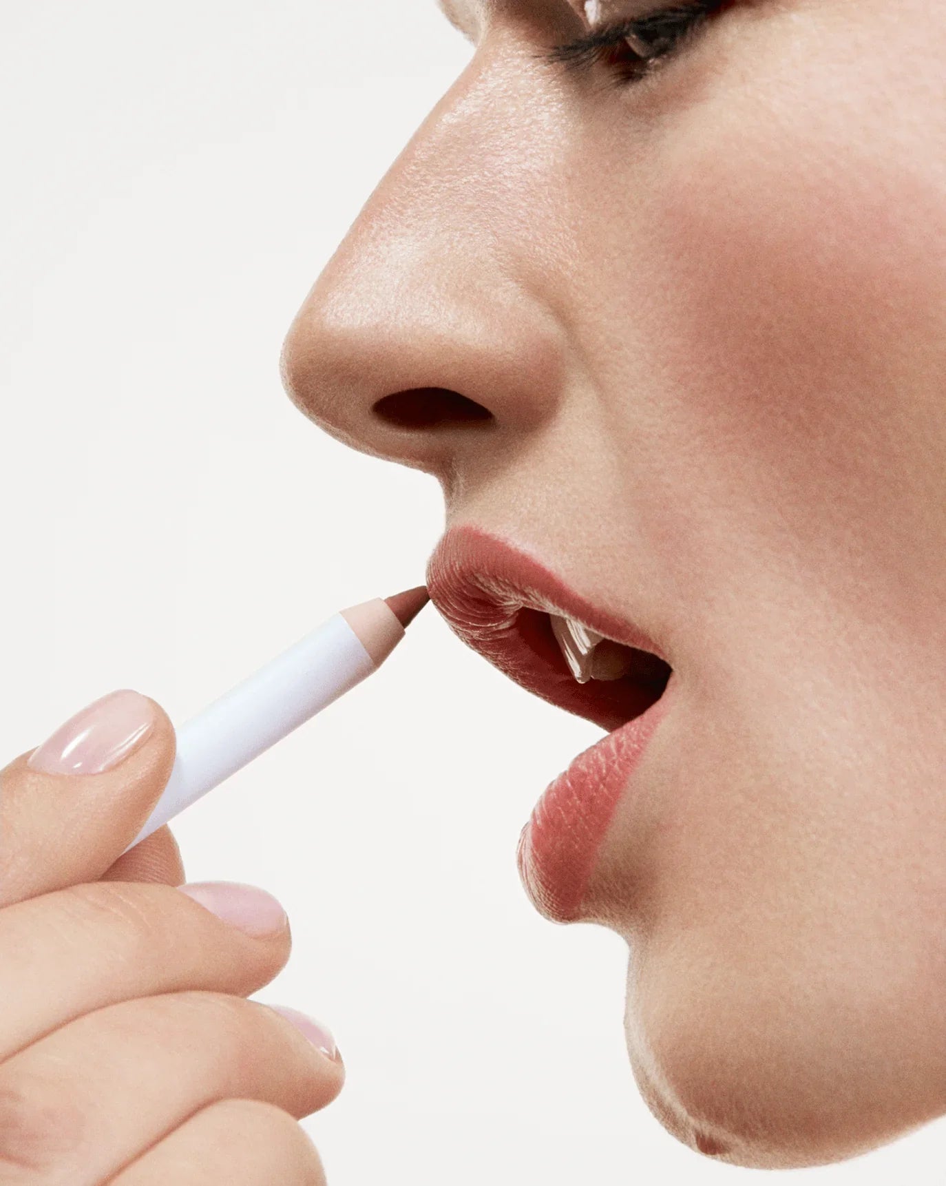 Glossier Lip Line - Dudak Kalemi