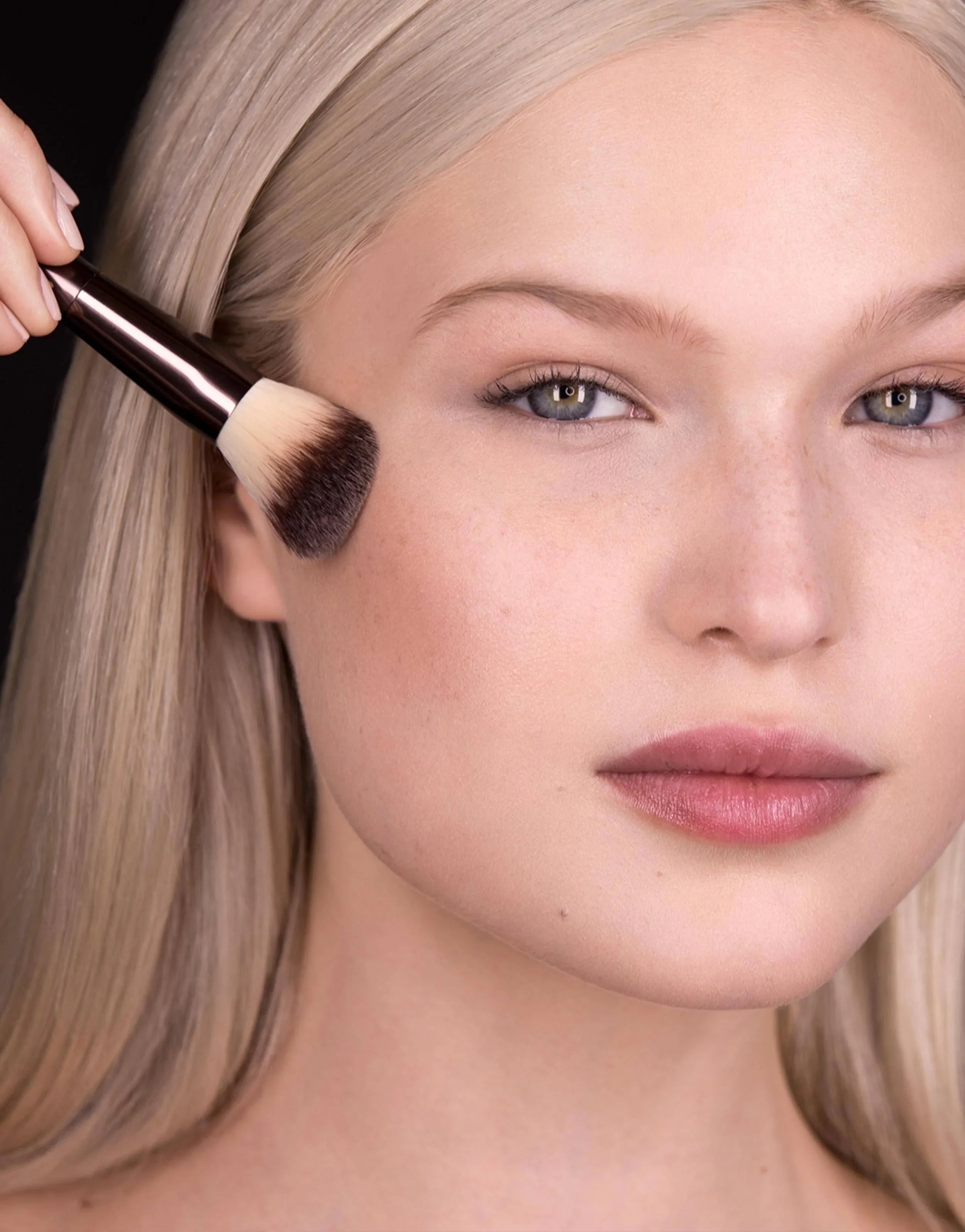 Hourglass Ambient™ Lighting Edit Brush - Çok Yönlü Fırça