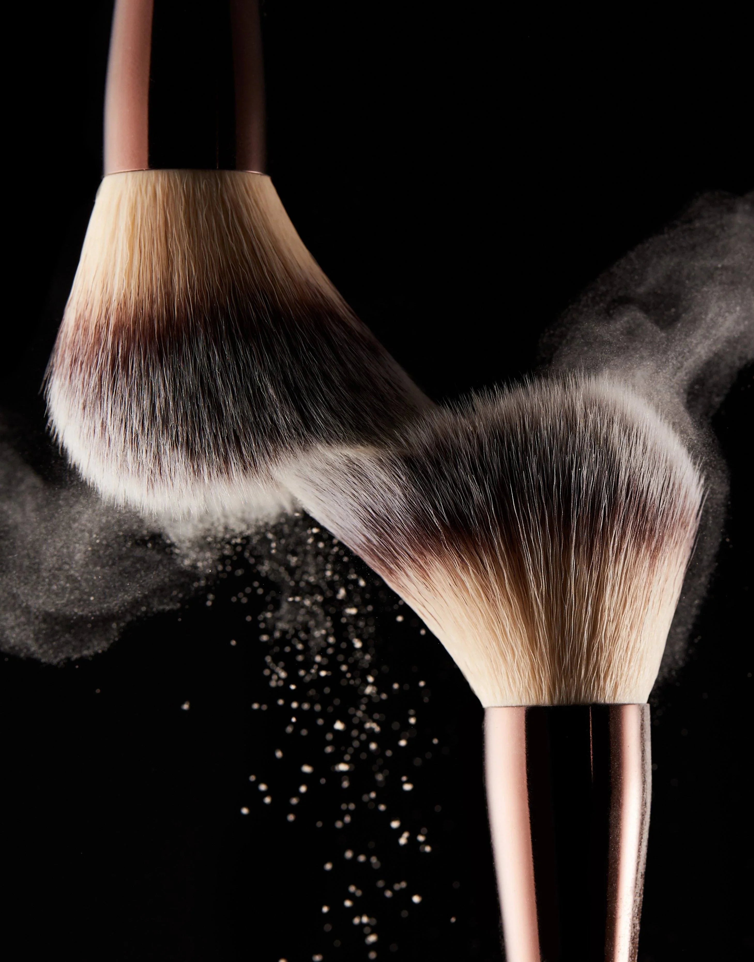 Hourglass Veil™ Powder Brush - Pudra Fırçası