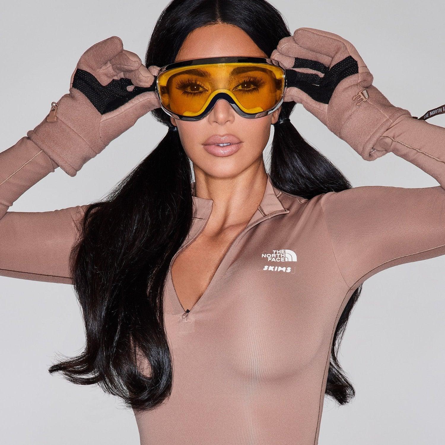 SKIMS THE NORTH FACE X REFINA LONG SLEEVE TOP | SIENNA - T-SHIRT