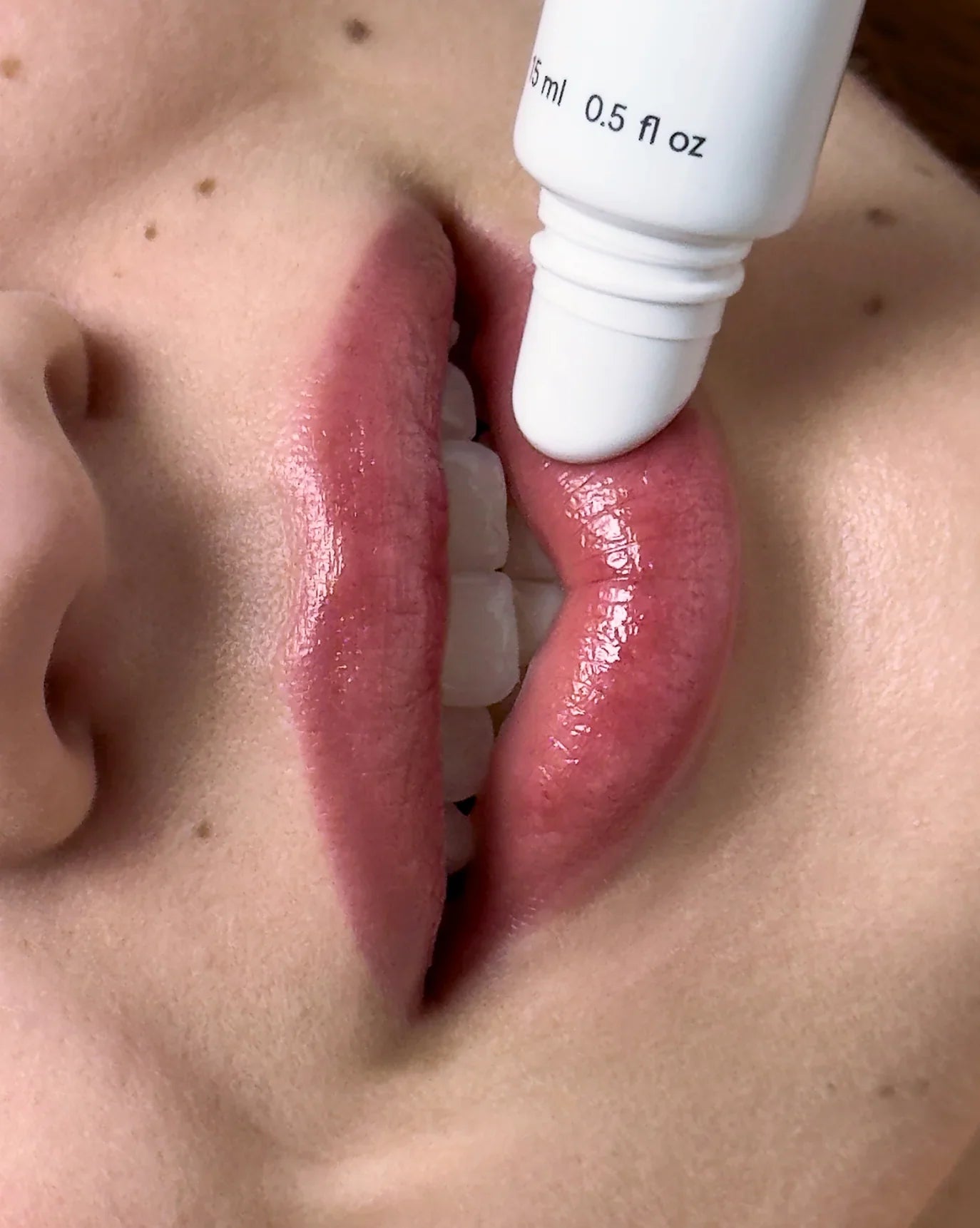 Glossier Balm Dotcom - Lip Balm