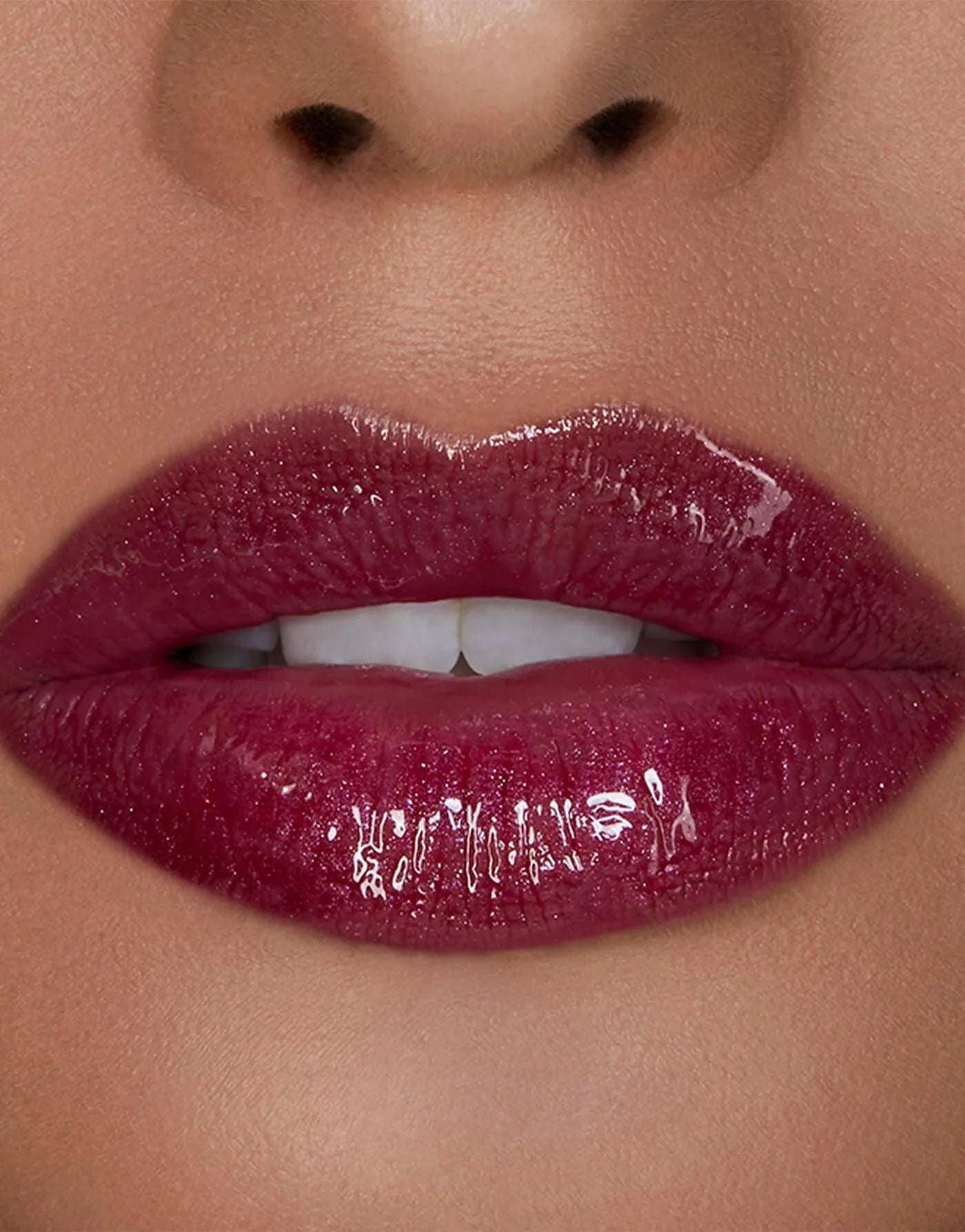 Hourglass Unreal™ High Shine Volumizing -  Lip Gloss