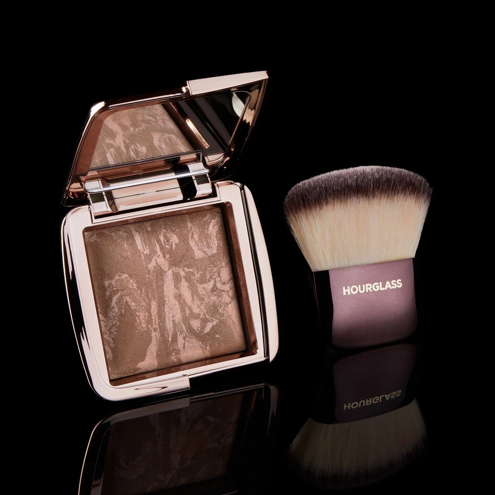 Hourglass Ambient™ Lighting Bronzer - Bronzlaştırıcı