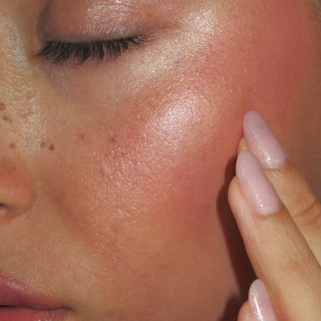 Rhode Allık: Pocket Blush Cep Allık